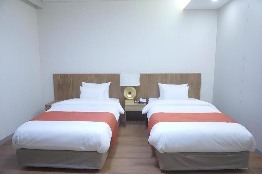 Korea Tourist Hotel Suwon Eksteriør bilde