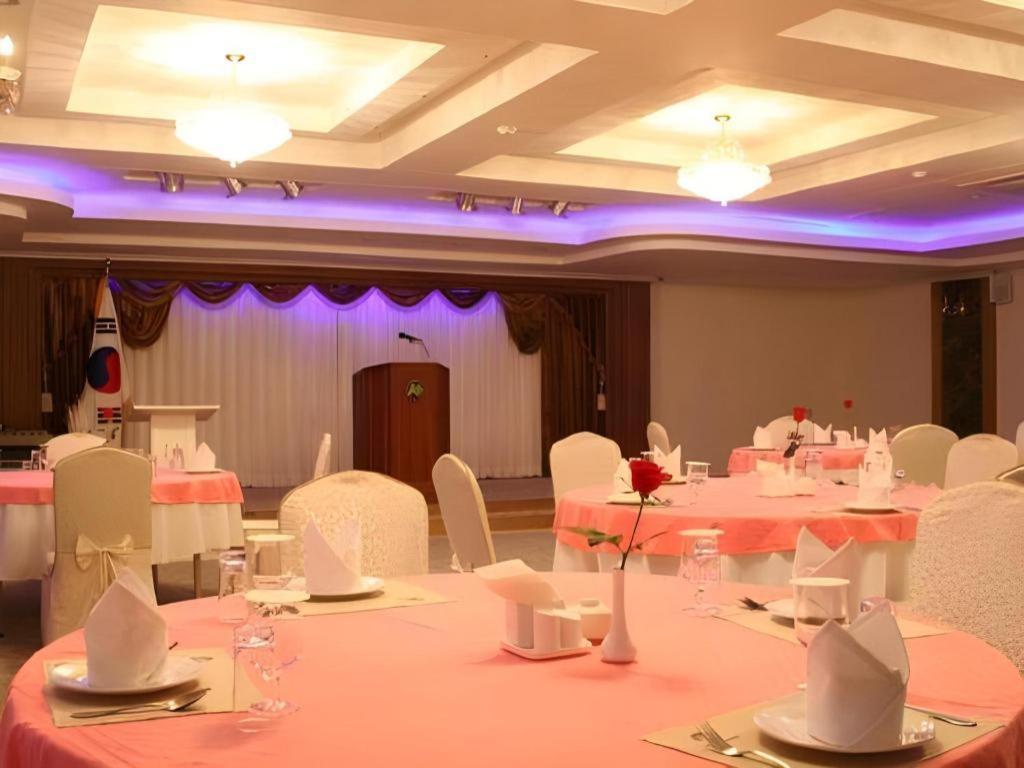 Korea Tourist Hotel Suwon Eksteriør bilde